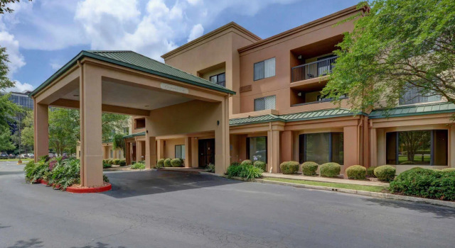 Courtyard by Marriott Lafayette Airport