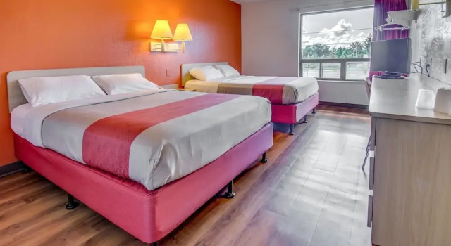 Четырёхместный номер Standard Motel 6-Amherst, NY - Buffalo