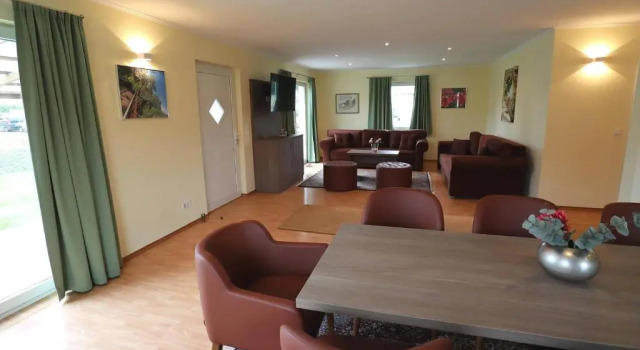 Апартаменты Ellen Hotel