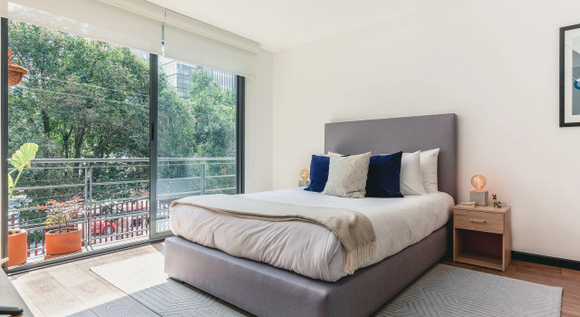 Casai Beautiful 2BR Apt. 1 Block From Reforma Av., Забронировать Отель Мехико Мексико, рядом с Театр «Эль-Милагро»
