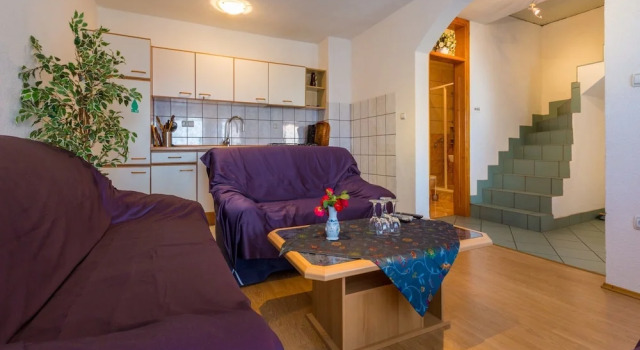 Apartment Nik, Забронировать Апартаменты/квартира Отели Приморско-Горанской жупания с парковкой, Парковка