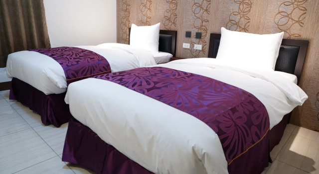 Gin Jian Commerical Hotel
