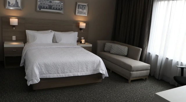 Двухместный люкс с видом на город Hampton Inn & Suites By Hilton Puebla