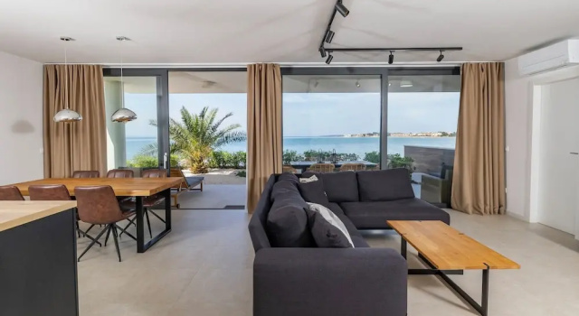 Номер Standard Aqua Blue by Belmont Realty