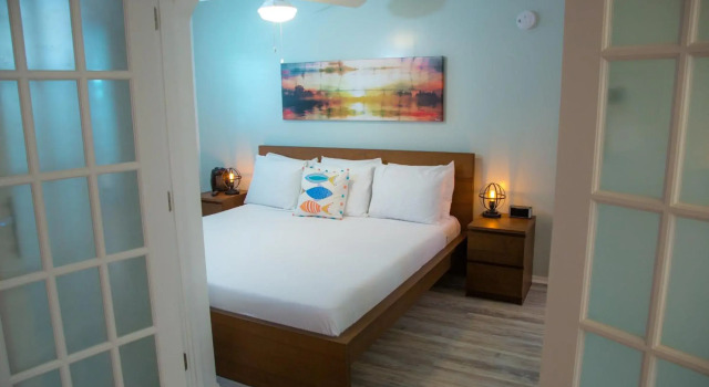 St Pete Beach Suites, Book Mini-hotel St. Pete Beach Clearwater-St Pete Beaches