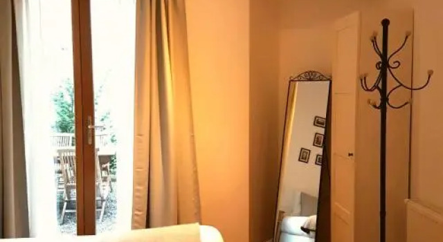 De Mot B&B, Prenota Bed & breakfast Etterbeek Bruxelles, vicino a Square Ambiorix