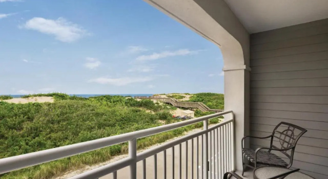 Номер Standard с видом на бассейн Hampton Inn & Suites Outer Banks/Corolla