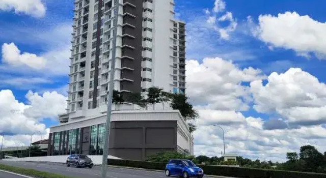 Malaysia Kulai D'Putra Suites Serviced Apartment, Varaa Huoneisto Hotellit Johor pysäköinnillä, Pysäköinti