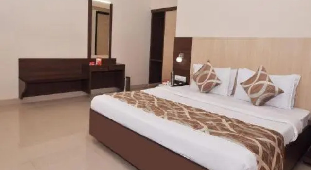 Sivamurugan Hotels, Забронировать Отель Отели штата Тамилнада с питанием, Пансион