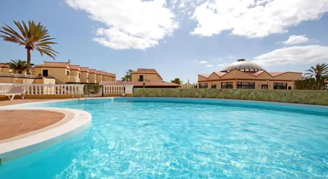 Апартаменты Apartamento Vista Piscina o Terraza, Wifi GRATIS