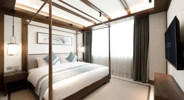 Четырёхместный люкс с 2 комнатами Mount Qingcheng Grand Hotel