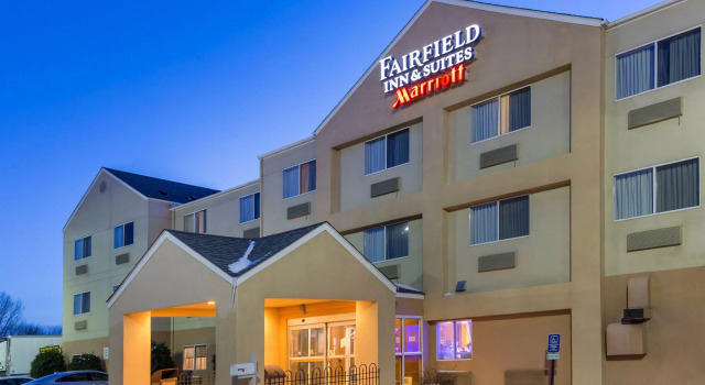 AmericInn by Wyndham St Cloud MN Shopping Area, 预订 酒店 圣克劳德 明尼苏达州