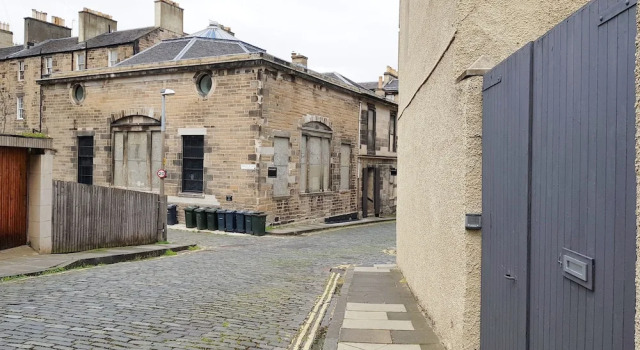 Charming Apartments Edinburgh, Забронировать Апартаменты/квартира Бротон Эдинбург, рядом с Национальный музей Шотландии