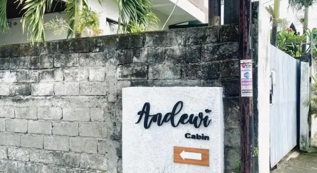 Andewi Cabin
