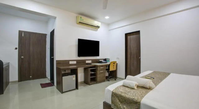 Люкс Magnus Aerith Studios Exclusive Residences, Kharadi Pune