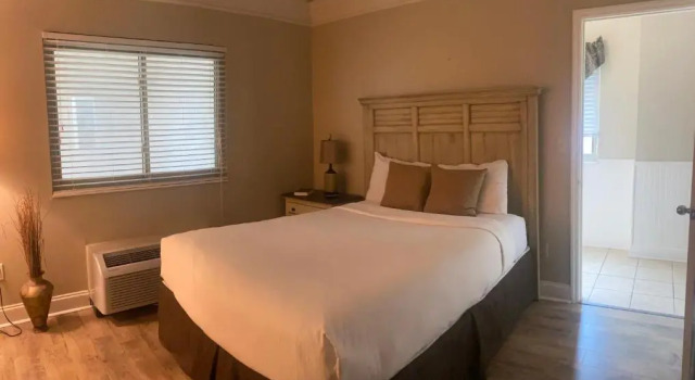 River Place Condos 101 2BD, Забронировать Отель Отели Пиджен-Фордж с парковкой, рядом с Парк "Патриот", Парковка