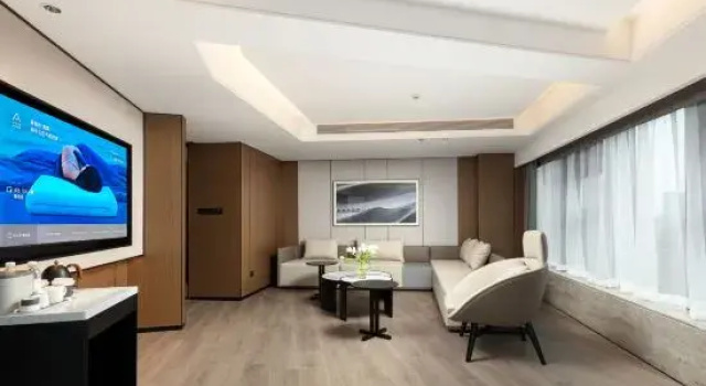 Люкс Superior Atour Hotel Wuxi East Station South Square