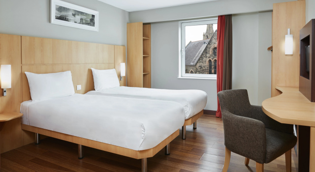ibis Belfast Queens Quarter