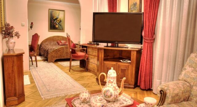 Boutique Hotel Rose Diplomatique, Rezerwuj Boutique Hotel Hotele butikowe w Skopje, Boutique Hotel