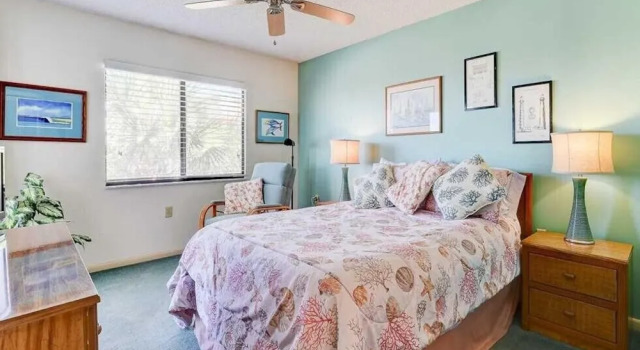 Ocean Village Club M31 - One Bedroom Condo, Rezerwuj Hotel Hotele w Saint Augustine Area z parkingiem, Parking