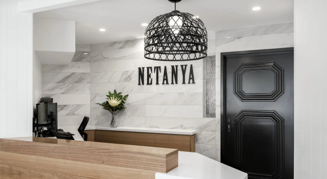 Netanya Noosa Beachfront Resort, Buchen Sie Resort Hastings Street Queensland