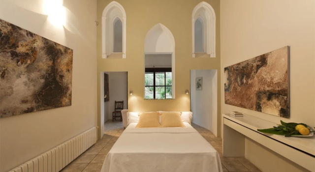Люкс с балконом и с видом на горы Fornalutx Petit Hotel - Bed & Breakfast