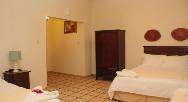 Трёхместный номер Standard Paraiso Rainforest and Beach Hotel