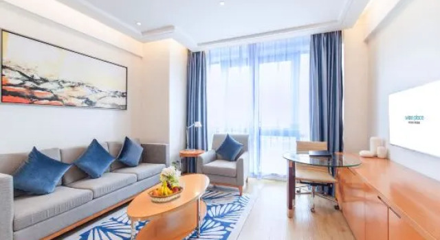 Люкс Superior Suisse Place Serviced Apartment Taizhou Medical City