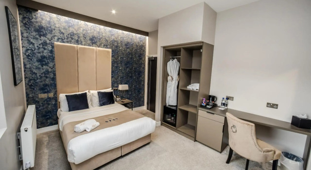 Stay Hotel, Забронировать Отель Хаддерсфилд Западный Йоркшир, рядом с Здание администрации Хаддерсфилда