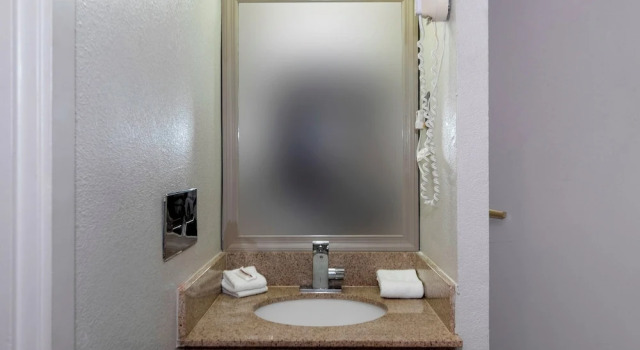 Номер Superior Red Roof Inn Petersburg - Fort Lee