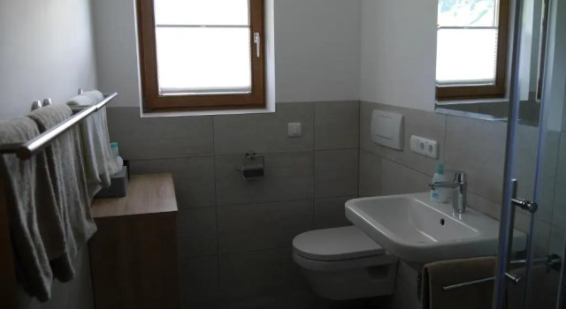 Ferienwohnung Enn, Rezerwuj Apartament Hotele w Salzburg z parkingiem, Parking