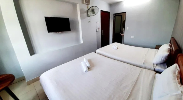 Huong Son Hotel