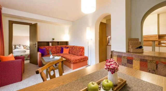Апартаменты Superior Apartments Tannheim - Ruhige Apartments mit Infrarotsauna & Sommerbergbahnen inklusive