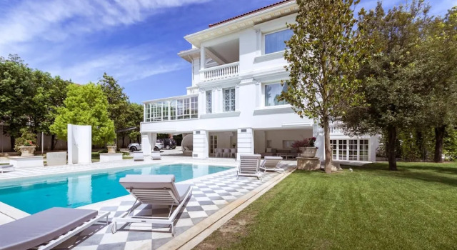 Вилла VILLA LA PERLA BIANCA 10, Emma Villas