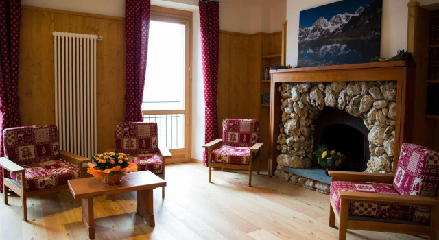 Hotel Roseg, Buchen Sie Hotel Chiesa in Valmalenco 