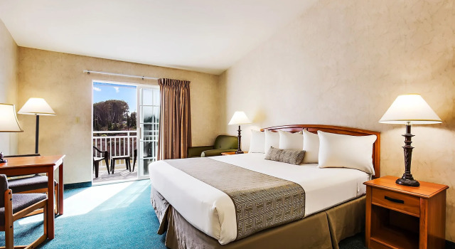 The Beach House Inn