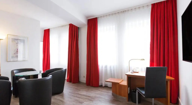 Полулюкс DORMERO Hotel Dresden Airport
