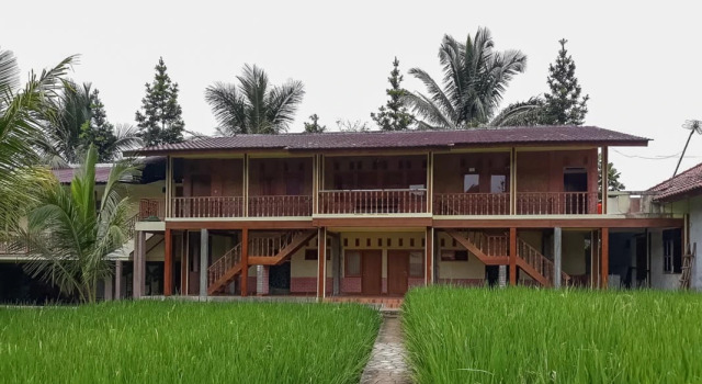 Pendopo Alam Safira RedPartner, Book Hotel Cipanas West Java