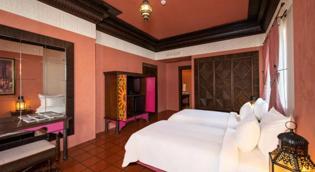 Люкс Orient с джакузи Rixos Park Belek - The Land Of Legends Access