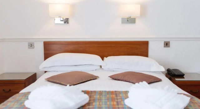 Standard Família quarto The Queens Hotel