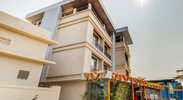 Hotel Seven Oaks, Забронировать Отель Отели штата Махараштры 3 звезды, 3*