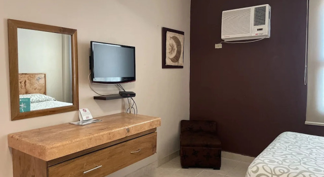 Двухместный номер Deluxe Hotel Santo Domingo Express