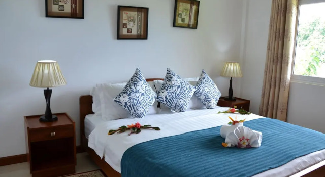 Апартаменты The Old School Self Catering
