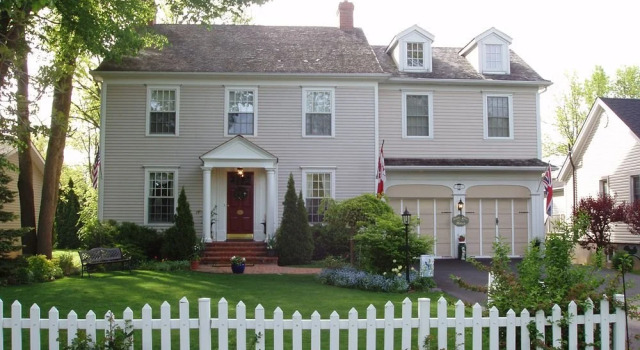 Duncan-Quinn House, Varaa Hotelli Niagara Wine Region Ontario