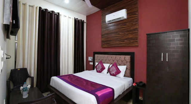OYO 9254 The Platinum, Réserver Hôtel Panchkula Zone nord