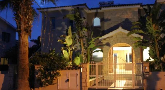 villa kristia