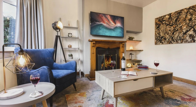 Ellerthwaite Place X3 Bed House with Hot Tub in Central Windermere - Ridgestone, Забронировать Отель Бизнес-отели Англии, 4* 5*