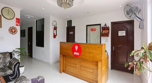 OYO 9846 Royal Plaza, Rezervovat Hotel Rāiwāla Uttarakhand