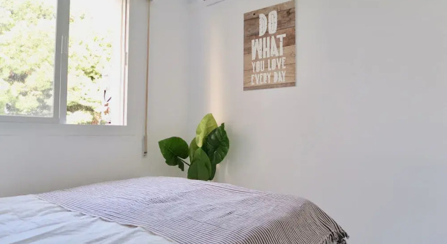 New Skandinavian penthouse-5min to beach