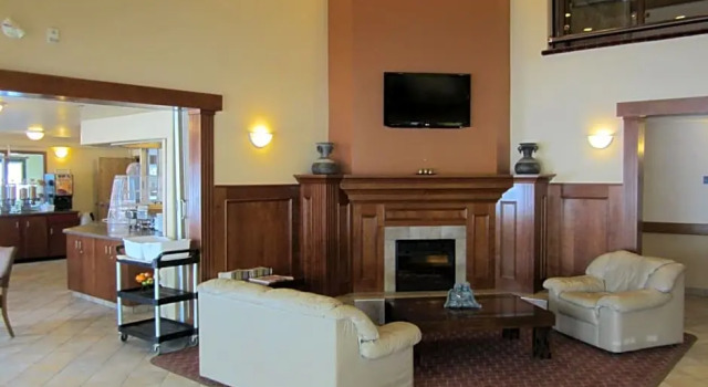 Двухместная Studio Suite Super 8 by Wyndham Fort Nelson BC
